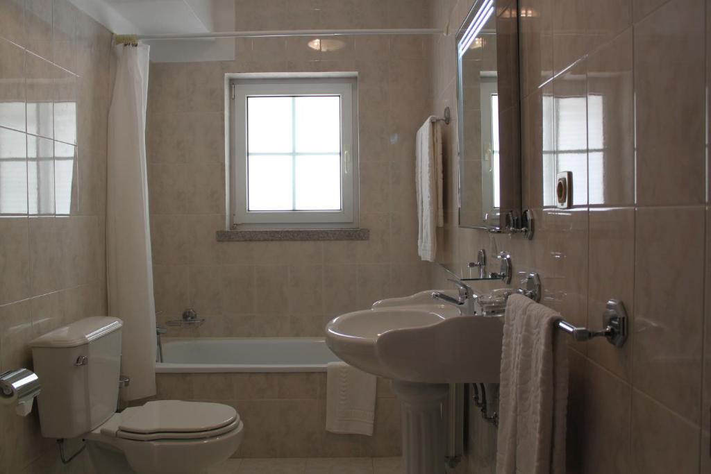 Casa Da Ribeira Guest House Alvoco da Serra Rom bilde